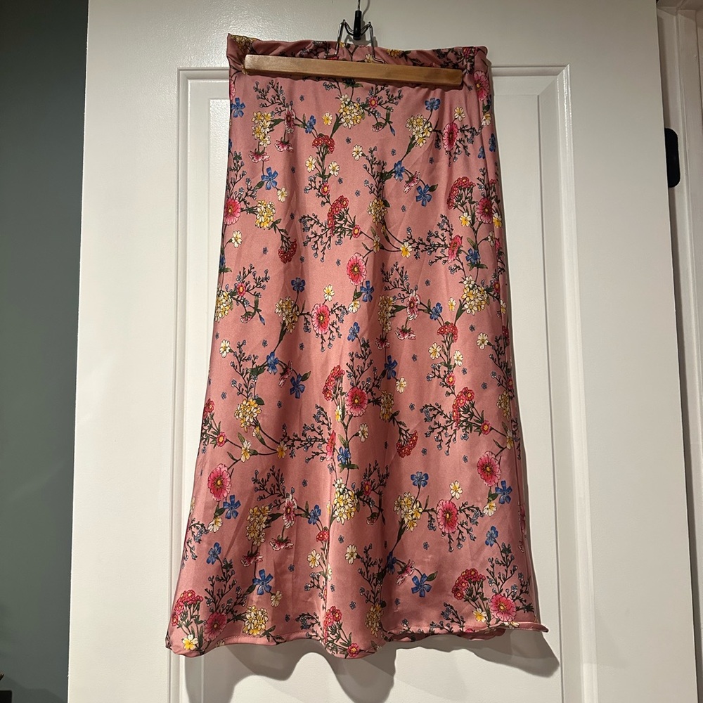 Forgotten Grace Pencil Skirt - Medium